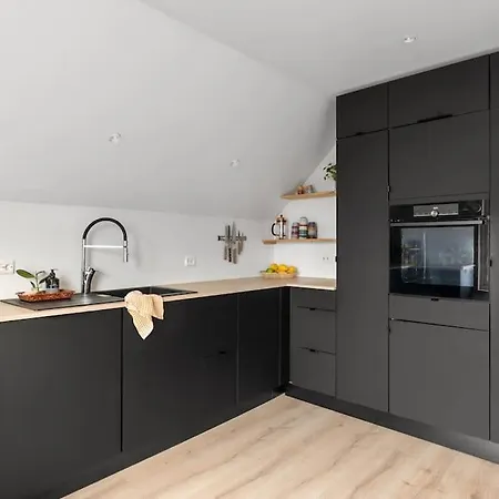 Feriehus Charming Town House With A Cozy Loft *