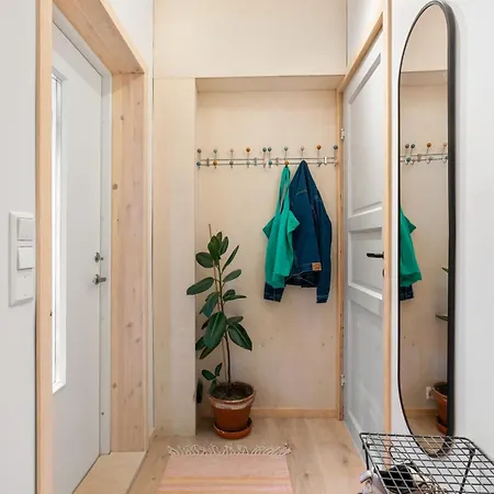 Charming Town House With A Cozy Loft Feriehus Tromsø